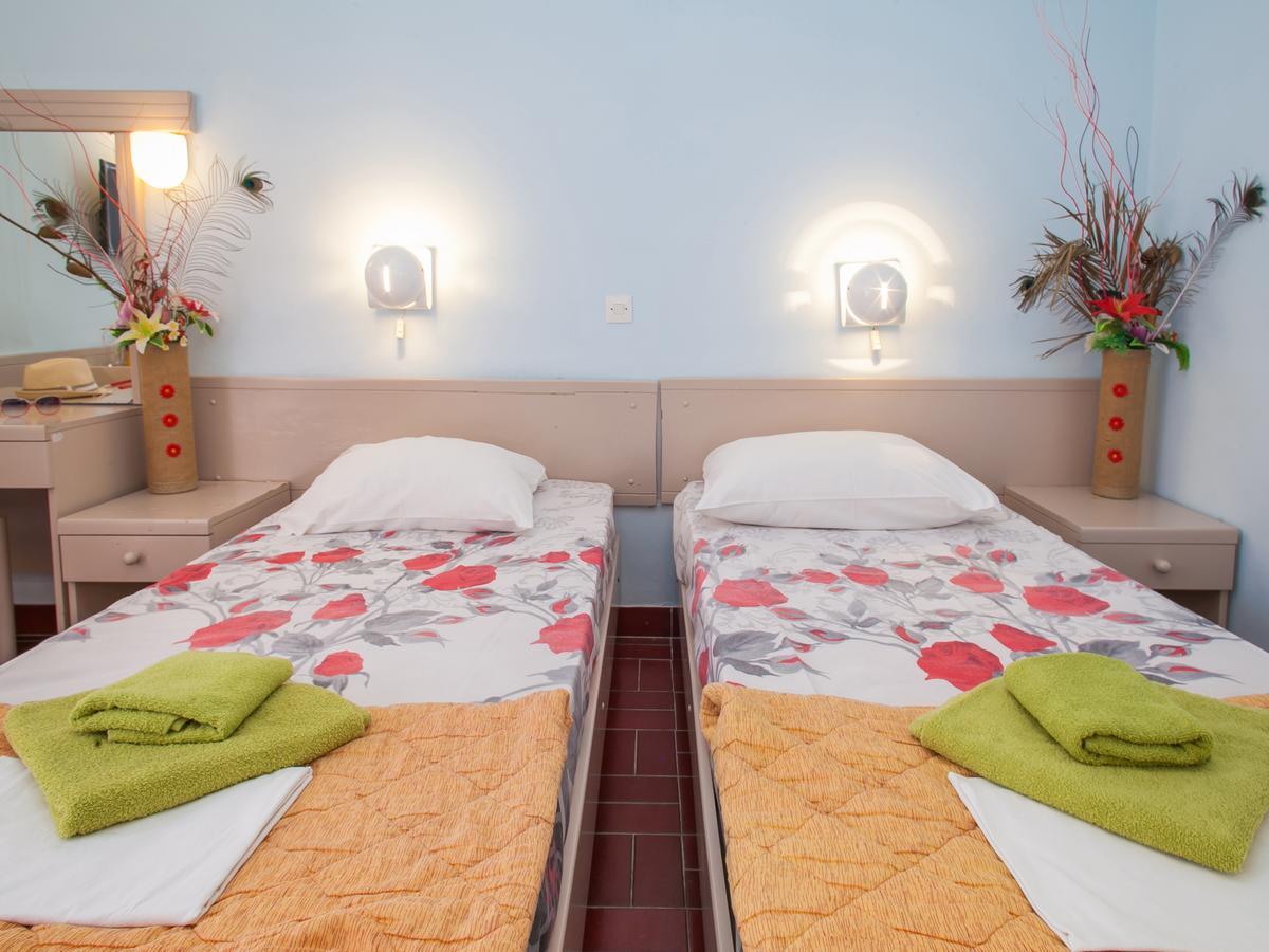 Holiday Park Vile Park Будва Екстериор снимка