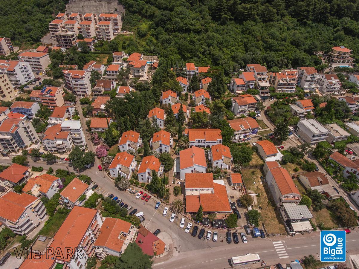 Holiday Park Vile Park Будва Екстериор снимка
